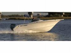 Key West 225 DC 2007 Boat specs
