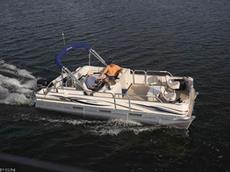 Manitou Pontoons 22 Osprey - 8 Foot Wide 2007 Boat specs
