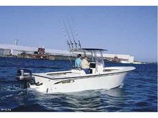 May-Craft 2550 Center Console 2007 Boat specs
