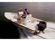 Pathfinder 2000 2007 Boat specs