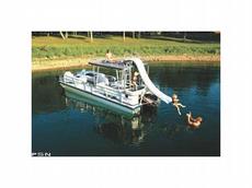 PlayCraft Ultra 2500 I/O 2007 Boat specs