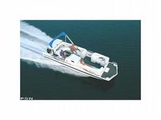 PlayCraft Ultra Deck Cruiser 24 I/O 2007 Boat specs