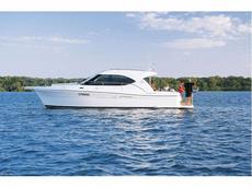 Riviera Yachts 3600 Sport Yacht 2007 Boat specs