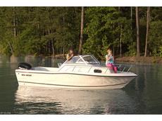 Sea Boss 210 Walk Around 2007 Boat specs