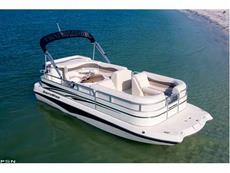 SouthWind 2290L Hybrid 2007 Boat specs
