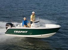 Trophy 1703 CC 2007 Boat specs