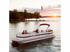 Avalon Excalibur - 29 Foot 2008 Boat specs
