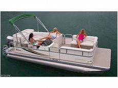 Avalon Tropic - 20 Foot 2008 Boat specs