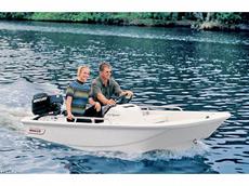 Boston Whaler 110 Sport 2008 Boat specs