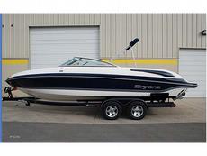 Bryant 246 2008 Boat specs