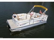 Crest II 22 2008 Boat specs