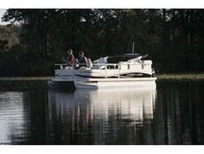 Crestliner Batata Bay 1685 2008 Boat specs