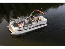 Crestliner Batata Bay 2185 (27 in. Tubes) 2008 Boat specs