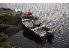 Crestliner Canadian 1650 2008 Boat specs