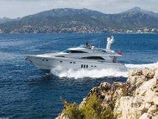 Fairline Squadron 68  2008 Boat specs