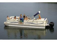Fisher Freedom 240 DLX 2008 Boat specs