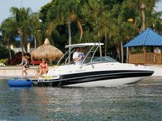 Four Winns F244 2008 Boat specs