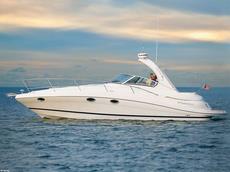 Four Winns V338 2008 Boat specs