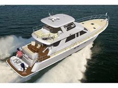 Hunt Yachts GlobalArrow 68 Flybridge 2008 Boat specs