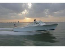 Hunt Yachts Harrier 25 2008 Boat specs