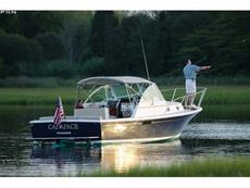 Hunt Yachts Surfhunter 29 2008 Boat specs