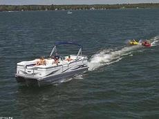 Manitou Pontoons 24 Oasis - 8 Foot Wide 2008 Boat specs