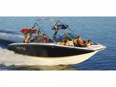 MasterCraft 235 VRS 2008 Boat specs