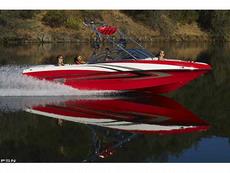 MB Sports B52V23 2008 Boat specs