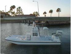 Shallow Stalker 17 2008 Boat specs