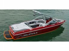 Supra Launch 24 SSV 2008 Boat specs