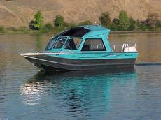 ThunderJet Maxim Classic Outboard - 25 ft. 2008 Boat specs