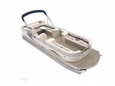 Avalon LS 24 ft. 2009 Boat specs