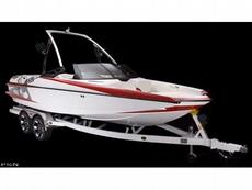 Axis AR335 MPI 2009 Boat specs