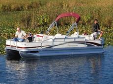 Bennington 2050FSi-Sport Fish Series 2009 Boat specs