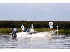 Blue Wave 200 V-Bay 2009 Boat specs