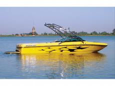 Calabria Pro V 2009 Boat specs
