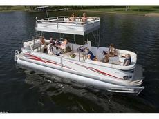 Crest Upper Sundeck 27 2009 Boat specs