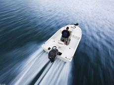 Crestliner Backwater Series 1870 Tiller 2009 Boat specs
