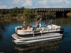 Crestliner Batata Bay 1685 2009 Boat specs