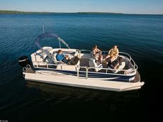 Crestliner Batata Bay 2385 2009 Boat specs
