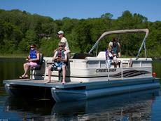 Crestliner Sun Cast 2185 2009 Boat specs