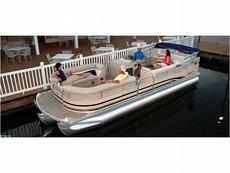 Cypress Cay 250 Cancun 2009 Boat specs