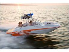 Four Winns F224 2009 Boat specs