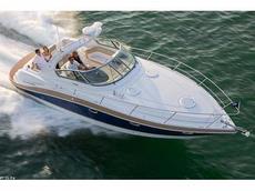 Four Winns V338 2009 Boat specs