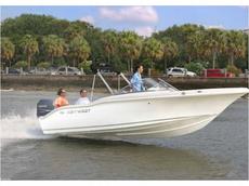 Key West 211 DC 2009 Boat specs