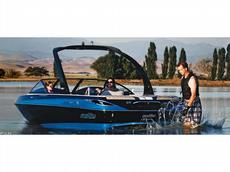 Malibu FXi 2009 Boat specs