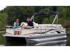 Parti Kraft PK 2180 FCXL 2009 Boat specs