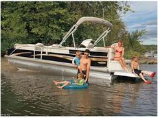 Princecraft SVX 27 I/O 2009 Boat specs