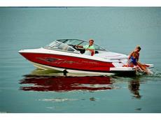 Regal 1900 RS 2009 Boat specs