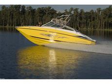 Regal 2220 FasDeck 2009 Boat specs
